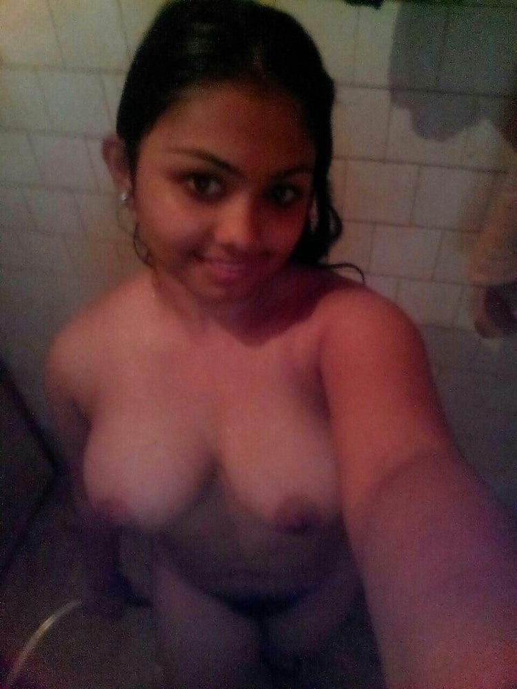 Amateur indische heiße Mädchen nackt Selfie
 #105565287