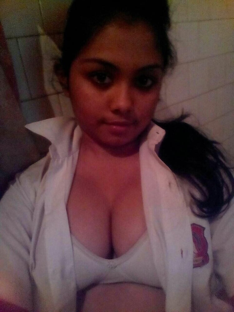 Amateur indische heiße Mädchen nackt Selfie
 #105565288