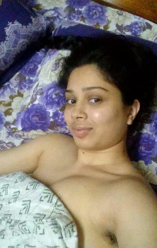 Amateur india caliente chica desnuda selfie
 #105565508