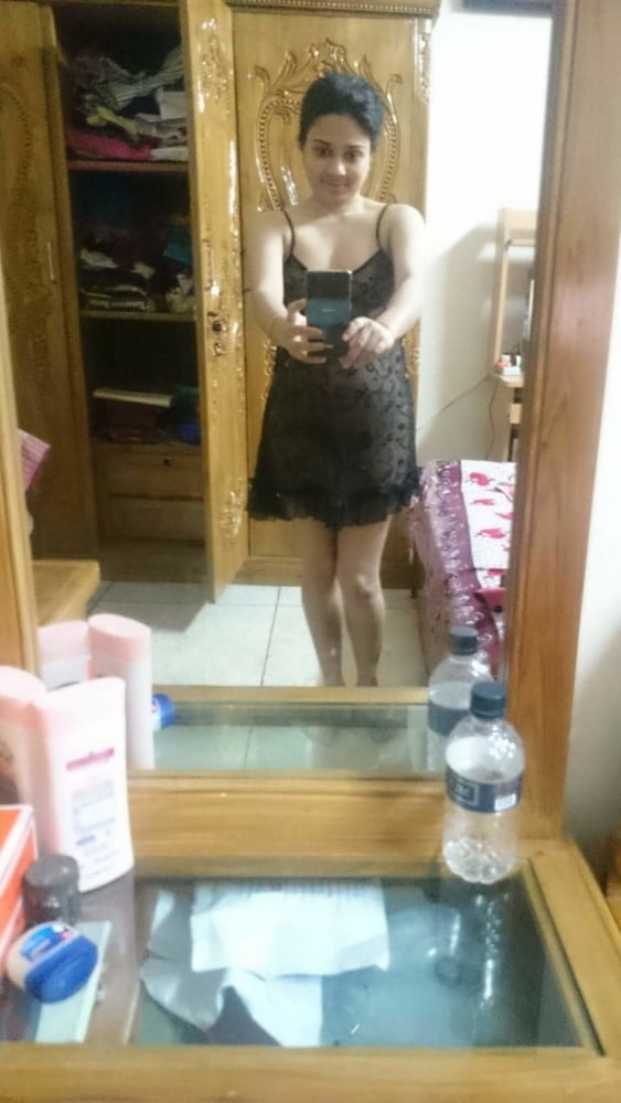Amateur india caliente chica desnuda selfie
 #105565515