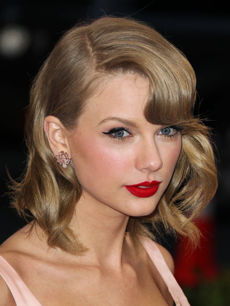 Splendida taylor
 #93443974