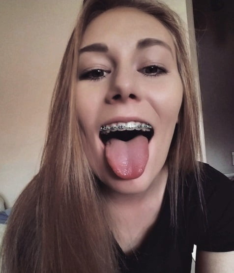 Mouth&#039;s   w i d e  open #89379222