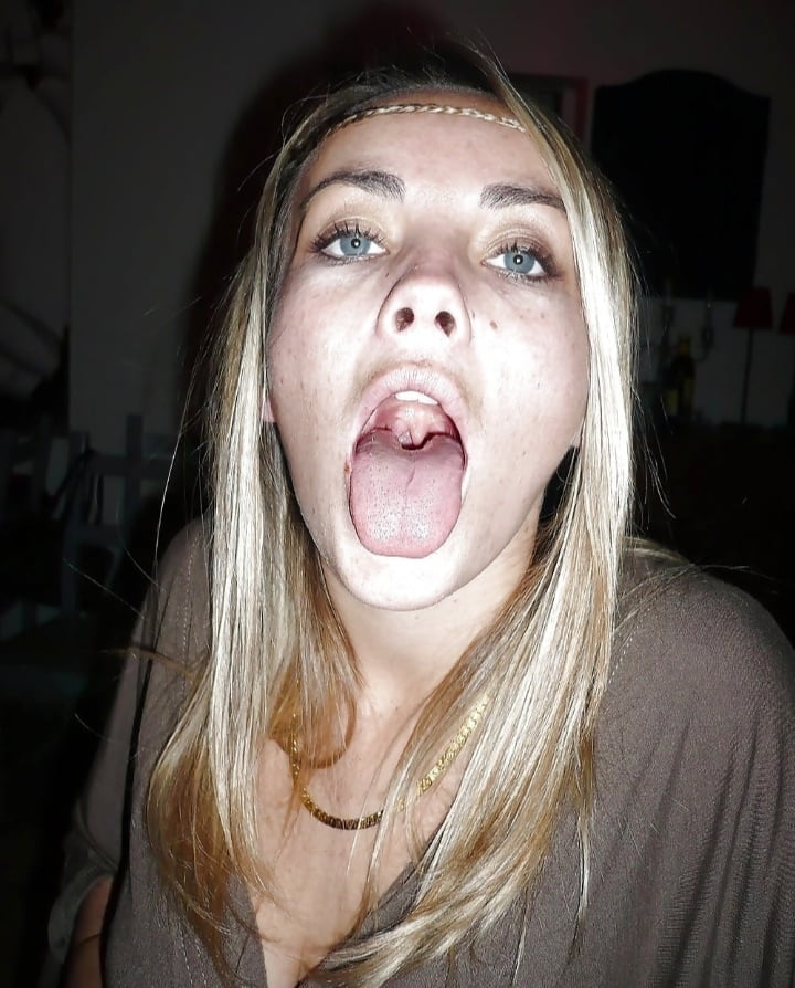 Mouth&#039;s   w i d e  open #89379426