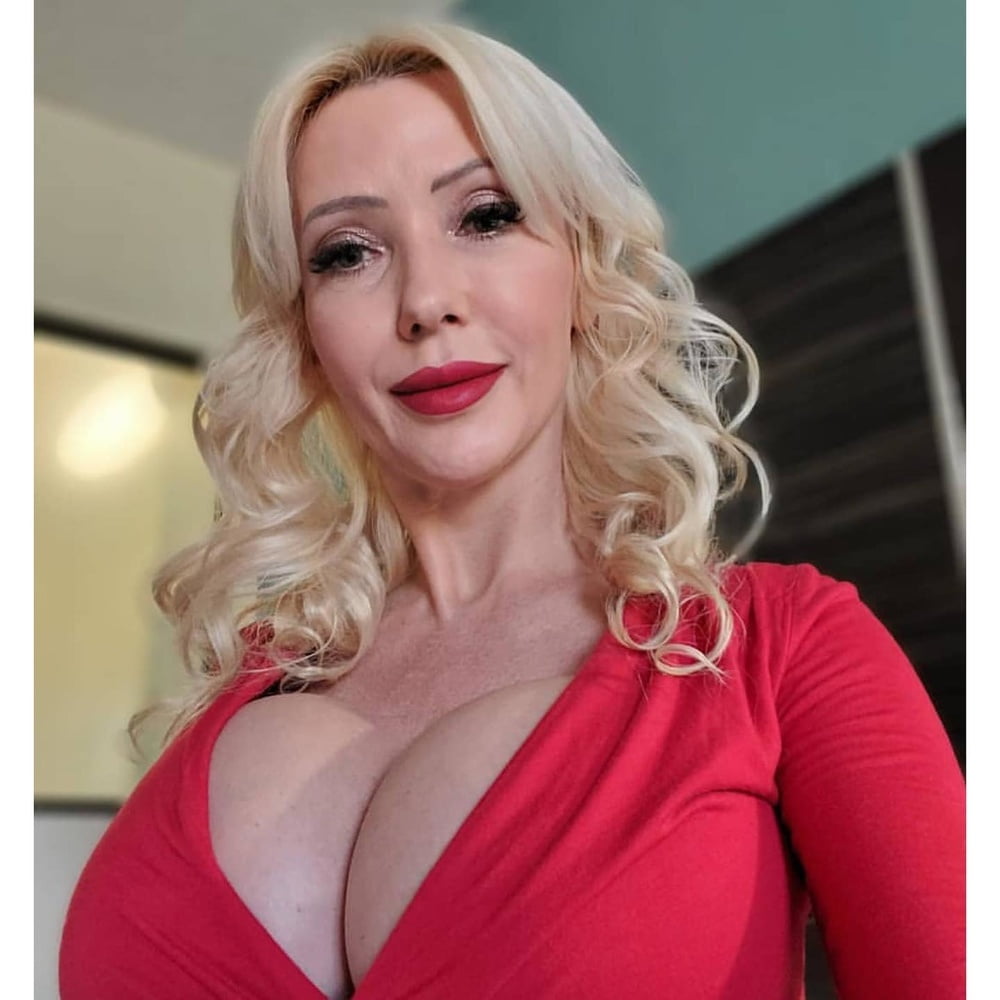 インスタグラムの友人たち
 #99450259