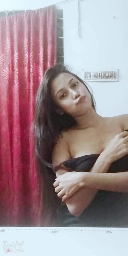 New Bangladeshi Ciollege girl showing tits and pussy #91087816