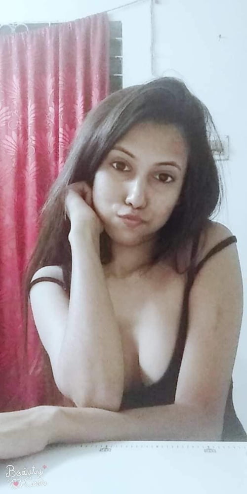 New Bangladeshi Ciollege girl showing tits and pussy #91087824