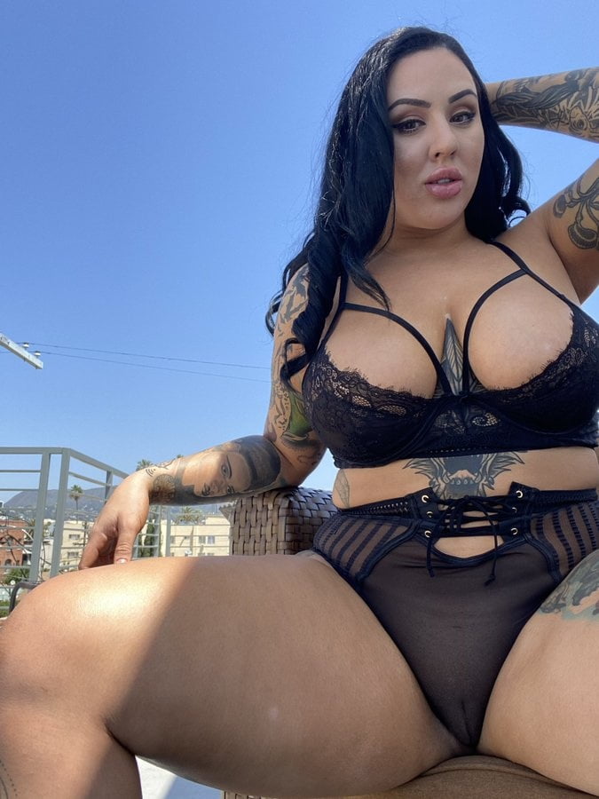 Sexy Twitter Schlampen 21
 #97749274