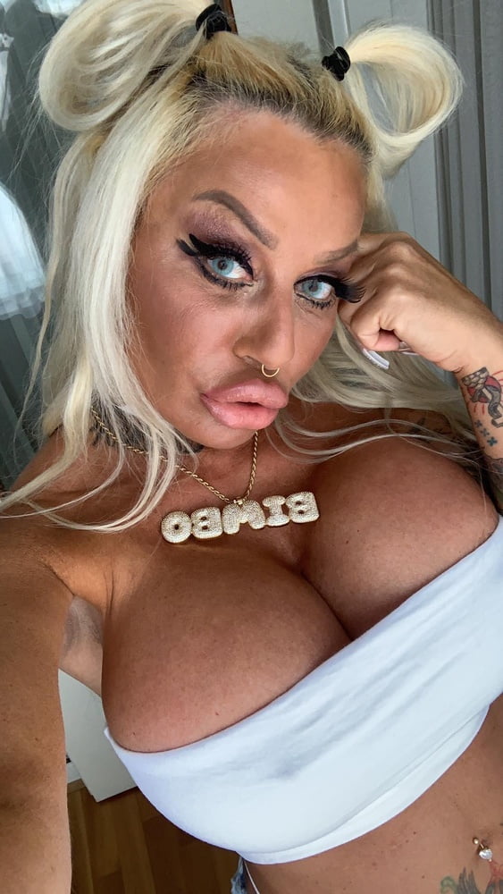 Sexy Twitter Schlampen 21
 #97750200