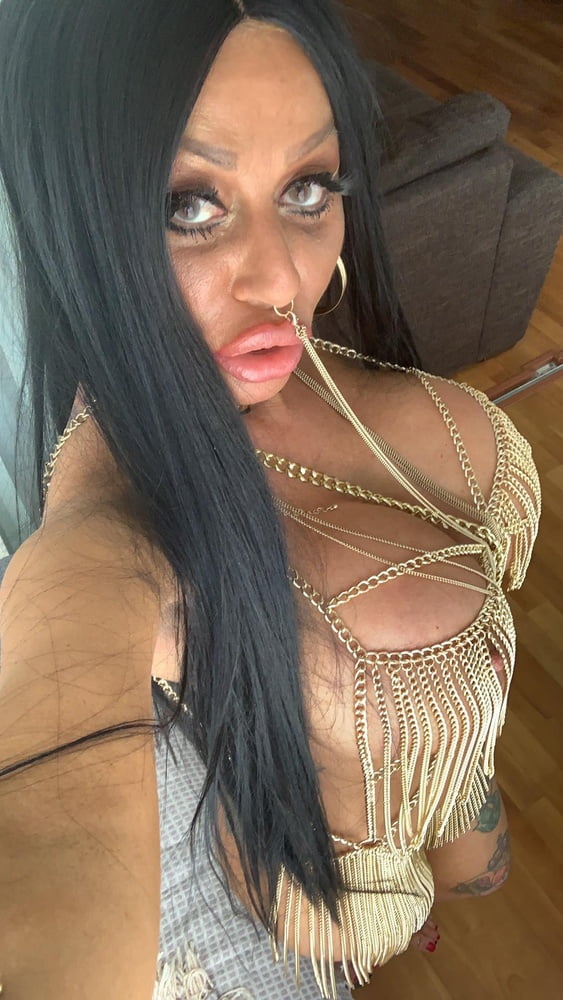 Sexy Twitter Schlampen 21
 #97750373