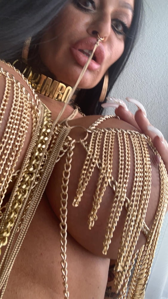 Sexy Twitter Schlampen 21
 #97750387