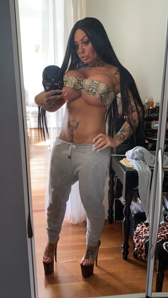 Sexy Twitter Schlampen 21
 #97750530