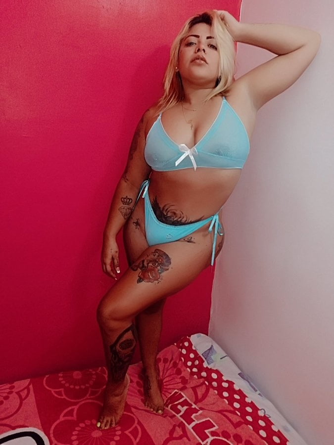 Sexy Twitter Schlampen 21
 #97750673