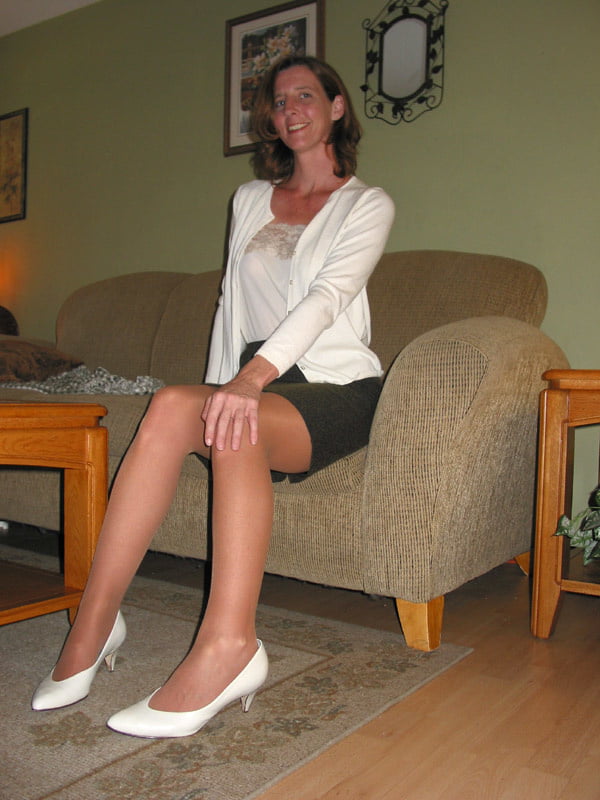 Ehefrau in Strumpfhosen Slip
 #94789111
