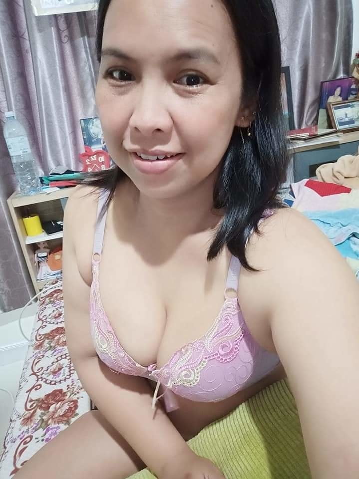 Tetek besar janda #88314402
