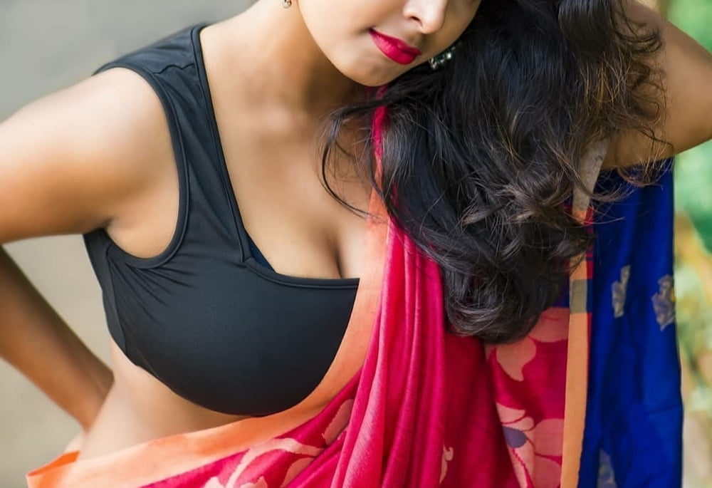 navel and cleavages #87454031