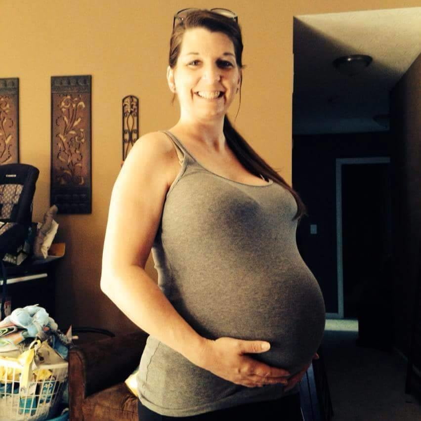 Mütter Nacktheit bekam aus
 #97318892