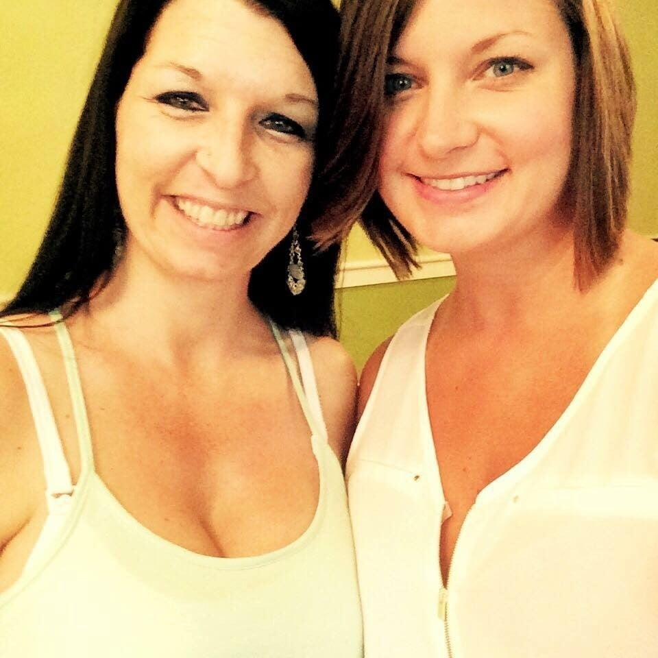 Mütter Nacktheit bekam aus
 #97318895