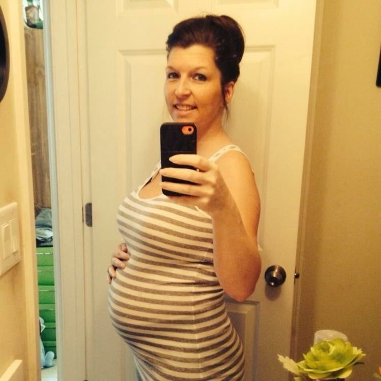 Mütter Nacktheit bekam aus
 #97318911