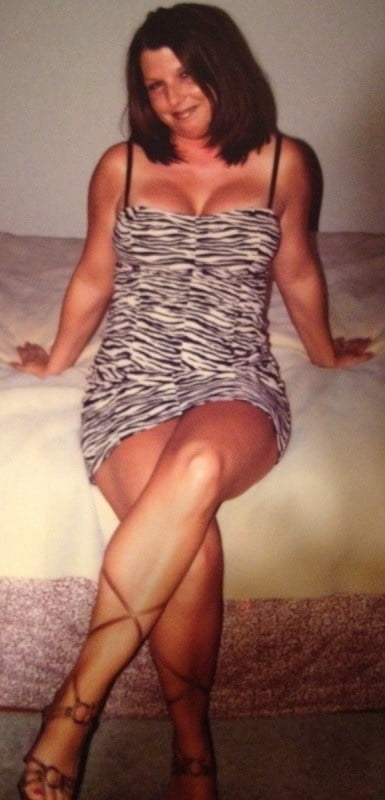 Mütter Nacktheit bekam aus
 #97318972