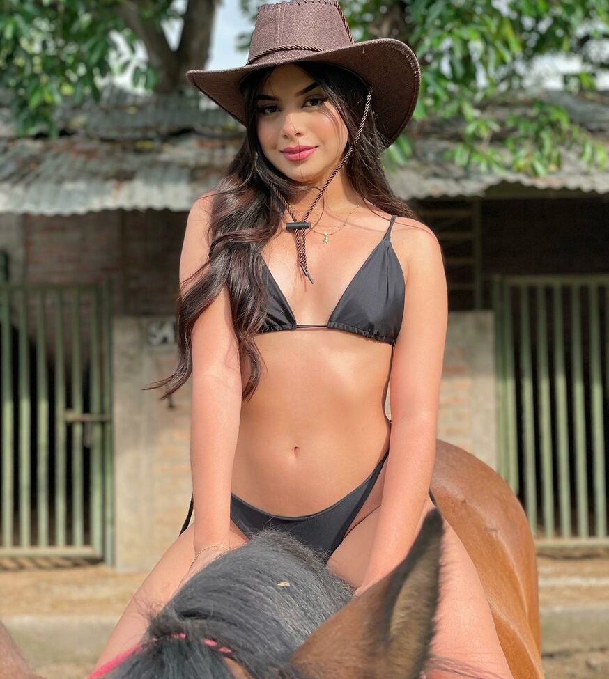 Camila Martinez nackt #108462221