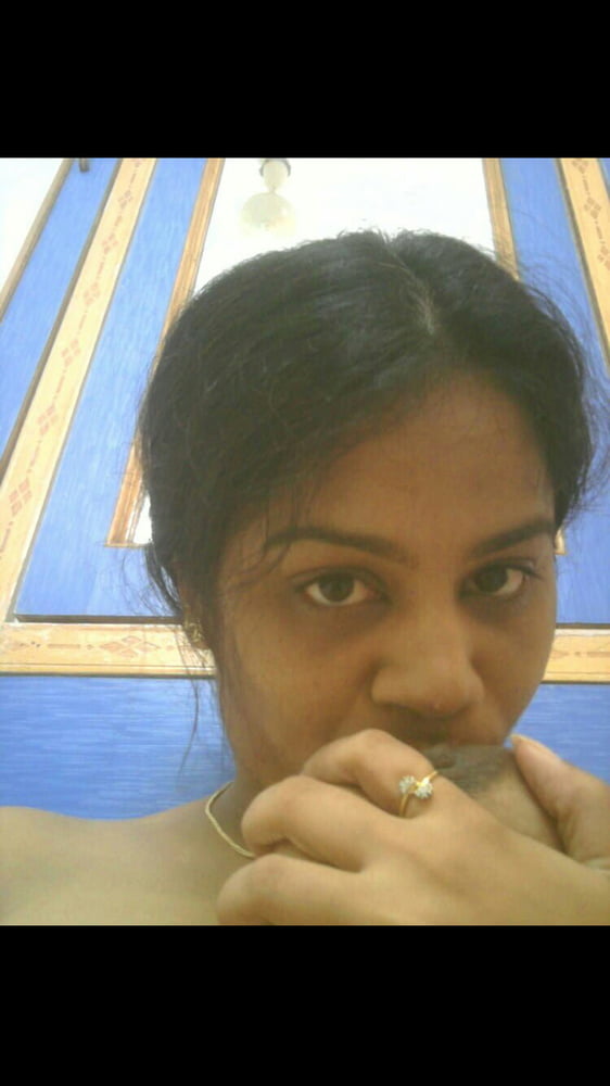 Bangalore ragazza hima neeru marito vive in estero,
 #95745641