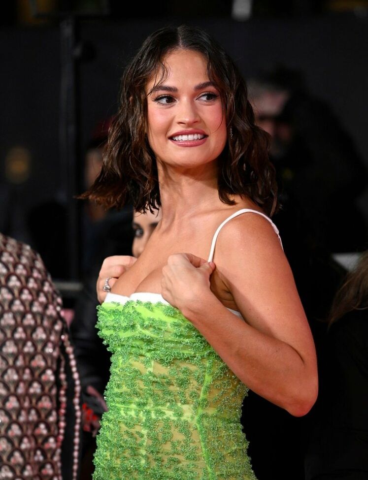 Lily James nuda #108403193