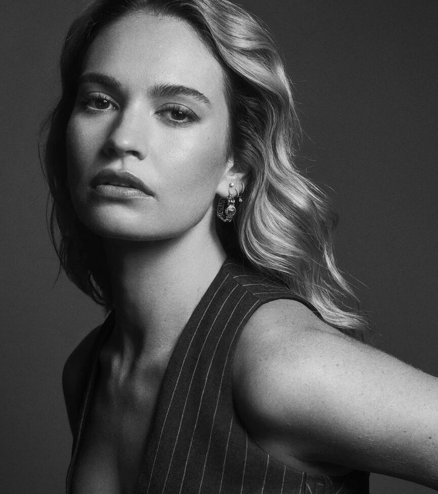 Lily James nuda #108403261