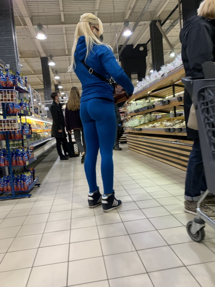 Sport ass in leggings #99467610