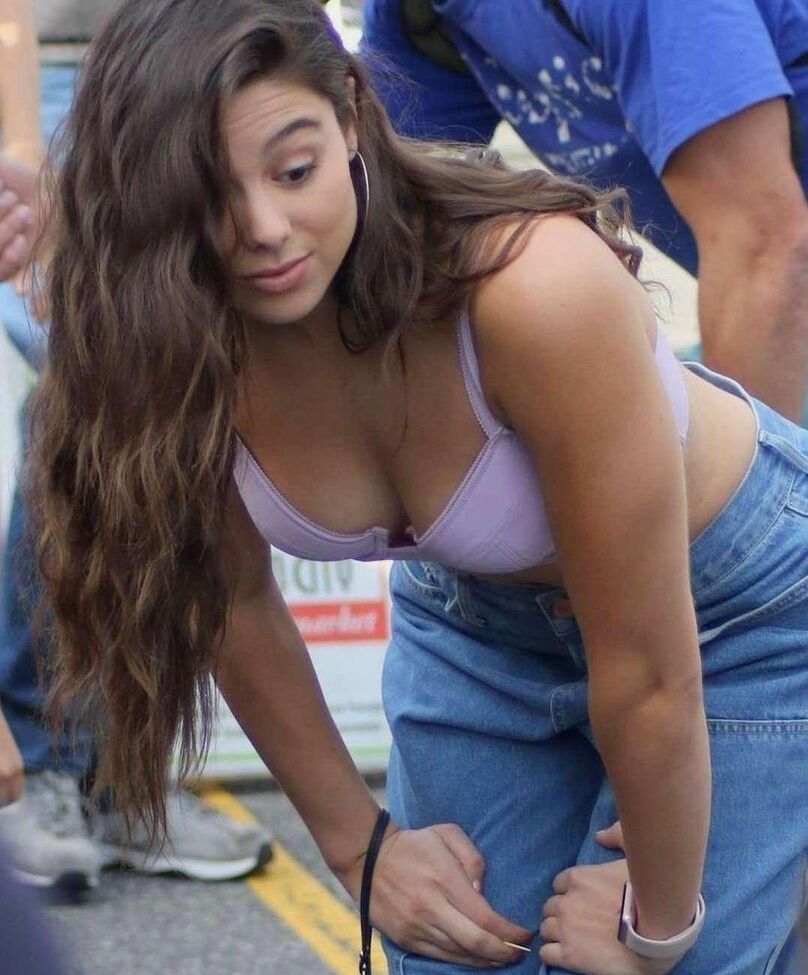 Kira Kosarin nuda #109155958