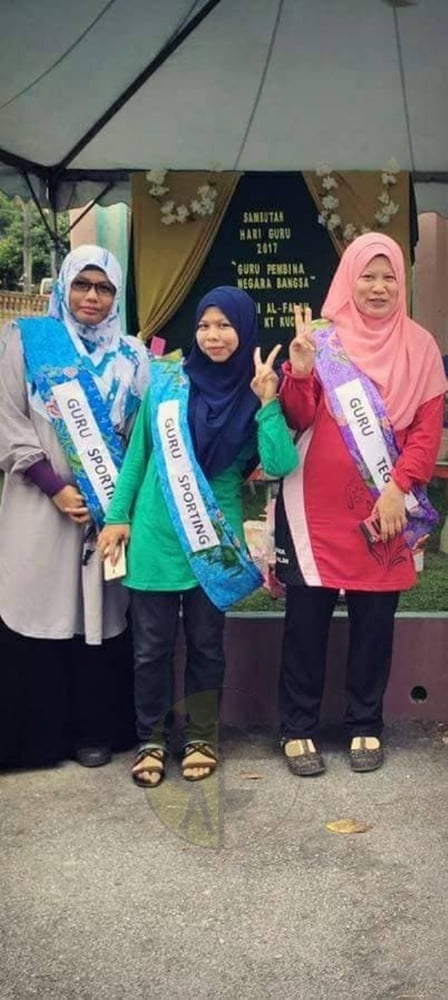 Cikgu huda tudung #92329052
