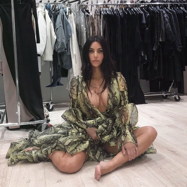 Kim Kardashian Nude #91806207