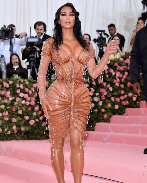 Kim kardashian nackt
 #91806346