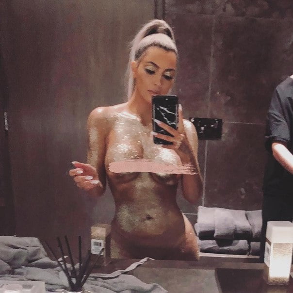 Kim Kardashian Nude #91806366