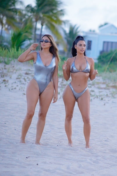 Kim kardashian desnuda
 #91806534