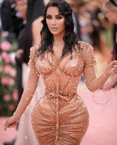 Kim kardashian desnuda
 #91806544