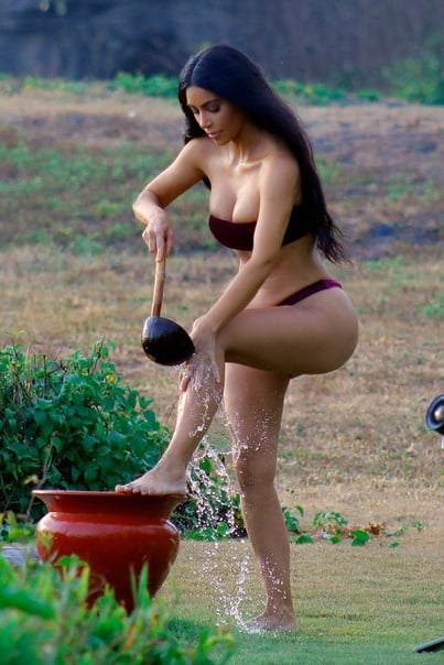 Kim kardashian desnuda
 #91806579
