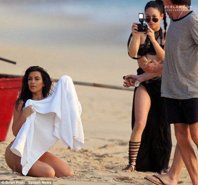 Kim Kardashian Nude #91807064