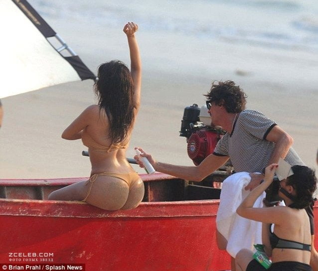 Kim kardashian desnuda
 #91807065