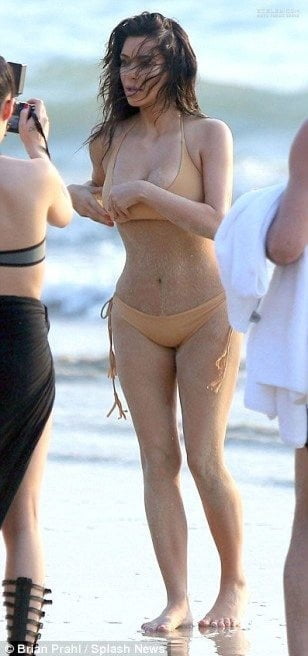 Kim kardashian nudo
 #91807070