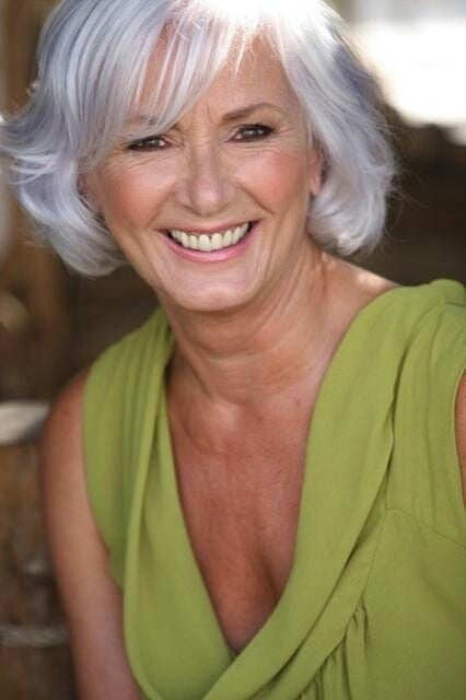 Hermosas caras maduras
 #89594588