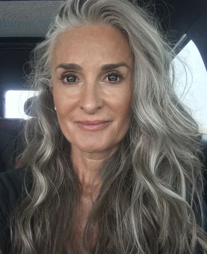 Hermosas caras maduras
 #89594631