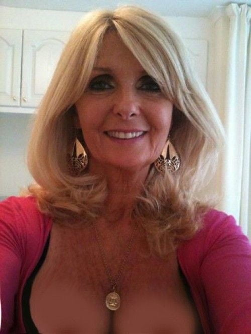 Hermosas caras maduras
 #89594641