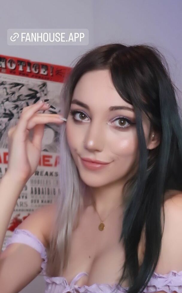 Moonstreuxx desnuda #108204926