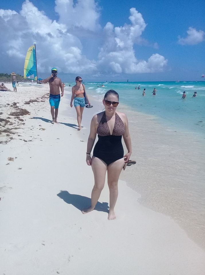 (44) 水着
 #80889804