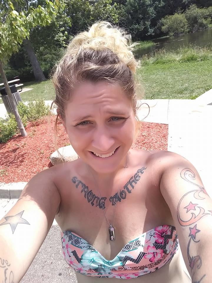 (44) 水着
 #80890333