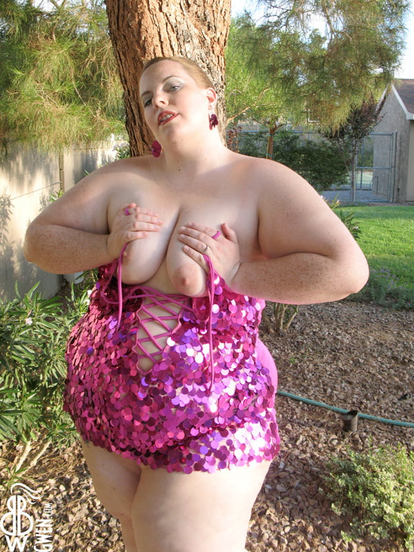 Hoodyman ssbbw 275 : more fat pigs exposed 2020.
 #104884227