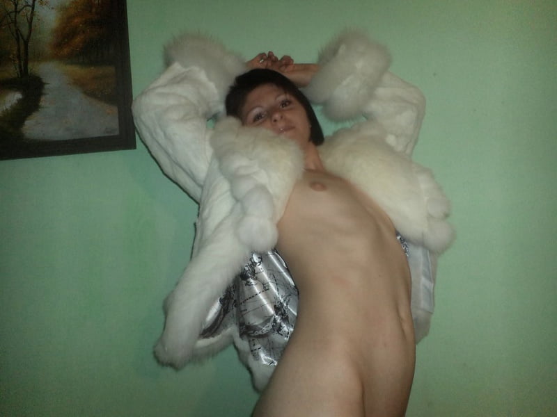 Nude under fur coat 9 #99115979