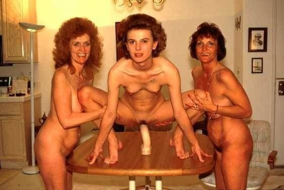 Mami & dochki
 #80535536