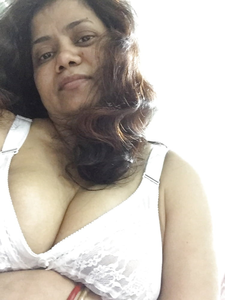 Bbw desi indian aunty big boobs and hairy pussy(112)
 #94199144