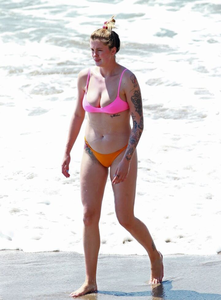 Ireland Baldwin desnuda #109375366